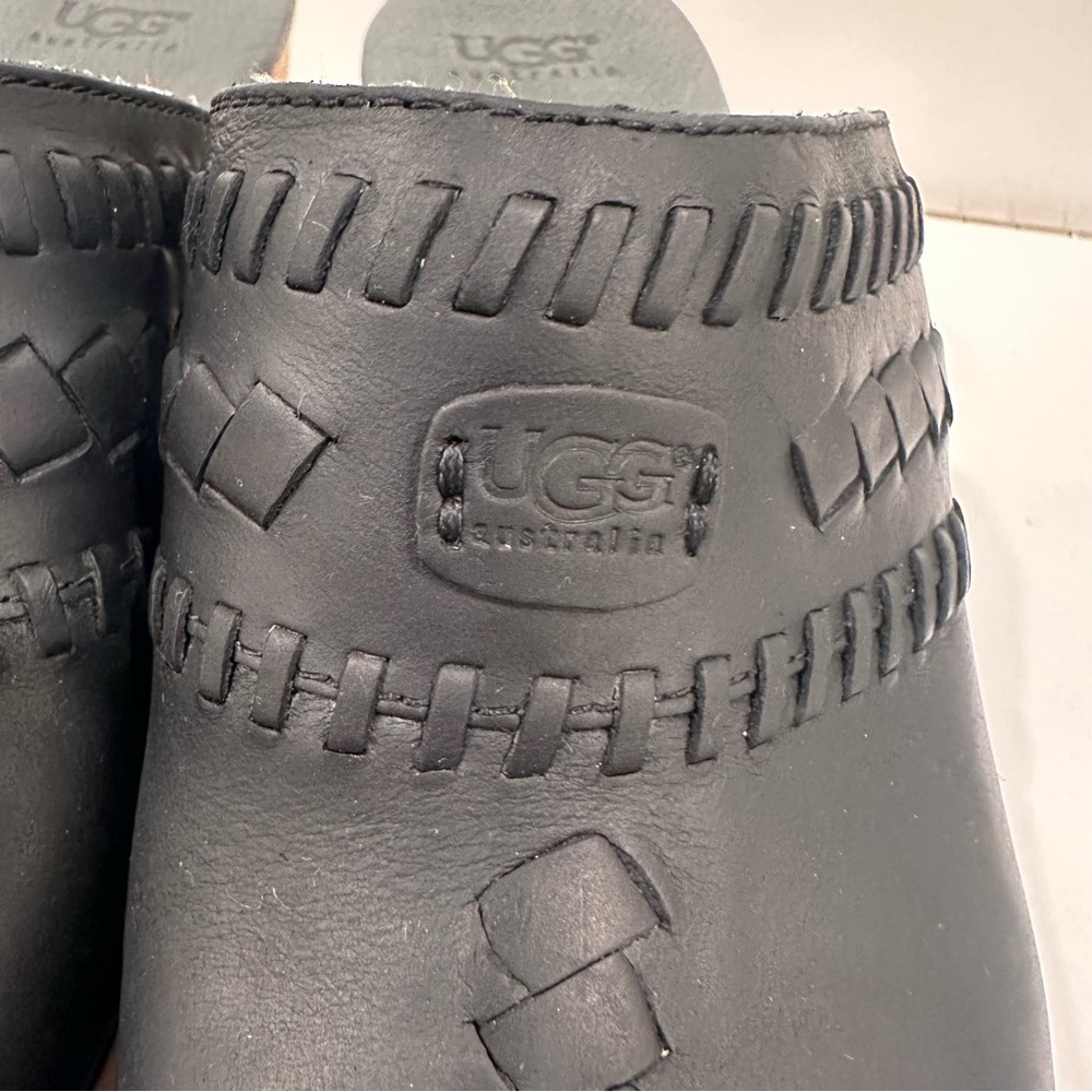 UGG women’s black woven leather clogs with wood heels 7 - Picture 3 of 9